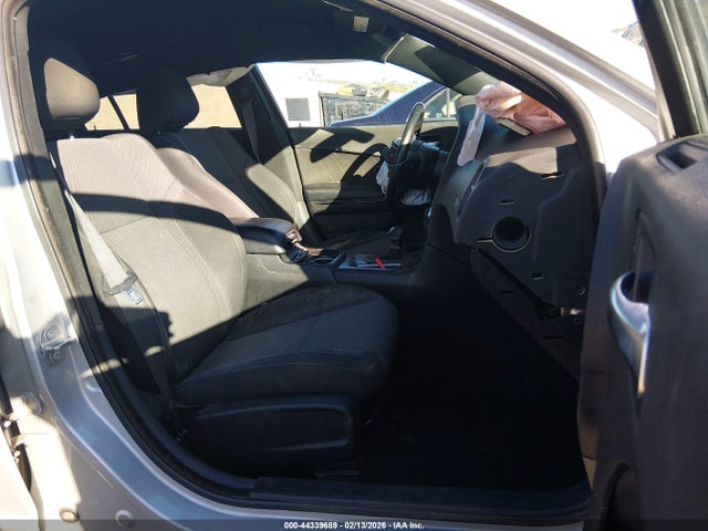 2019 DODGE CHARGER 2C3CDXBGXKH554542 Photo 4