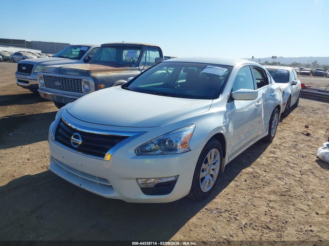 2014 Nissan Altima 2.5 S მანქანა იყიდება აუქციონზე, vin: 1N4AL3AP2EN257556, აუქციონის ნომერი: 44339714