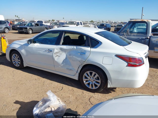 2014 Nissan Altima 2.5 S მანქანა იყიდება აუქციონზე, vin: 1N4AL3AP2EN257556, აუქციონის ნომერი: 44339714