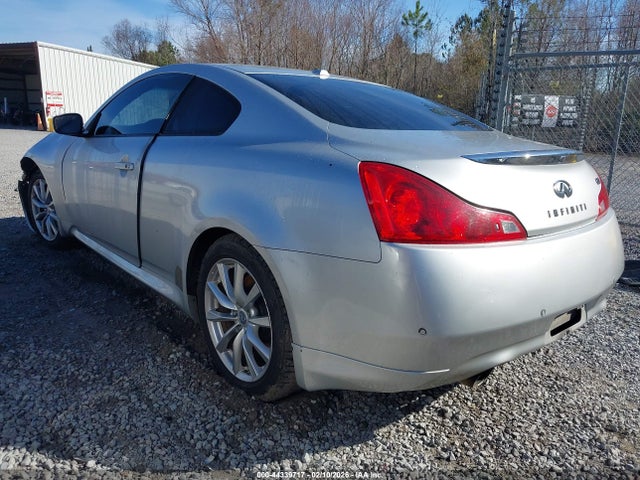 44339717 :رقم المزاد ، JN1CV6EK6BM215697 vin ، 2011 Infiniti G37 Journey مزاد بيع