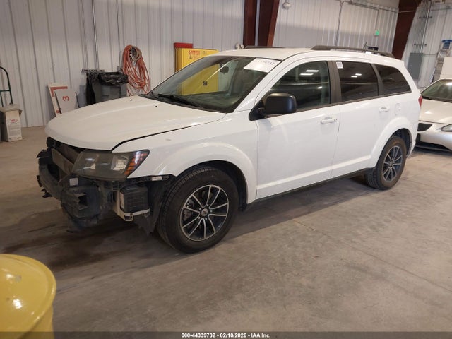 3C4PDCAB9JT347920 Dodge JOURNEY SE