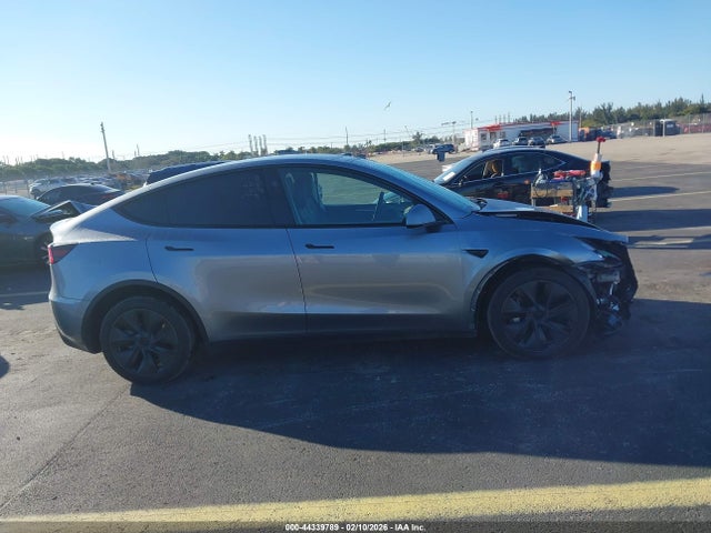 7SAYGDEE4RA306224 Tesla Model Y Long Range Dual Motor All-wheel Drive