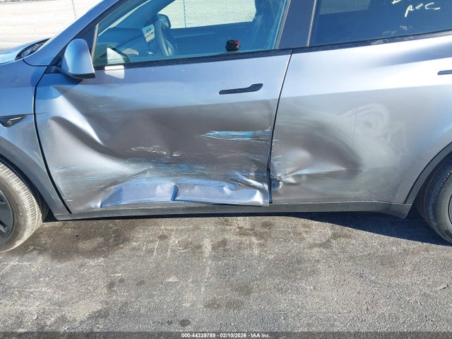 2024 TESLA MODEL Y 7SAYGDEE4RA306224 Photo 5