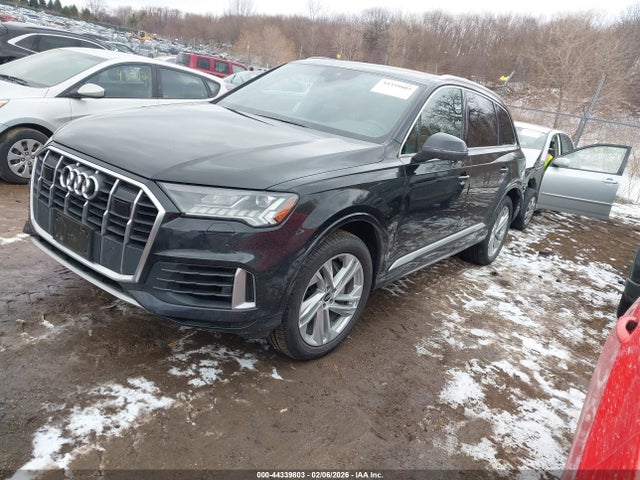 2021 AUDI Q7 WA1LXAF72MD023064 Photo 1