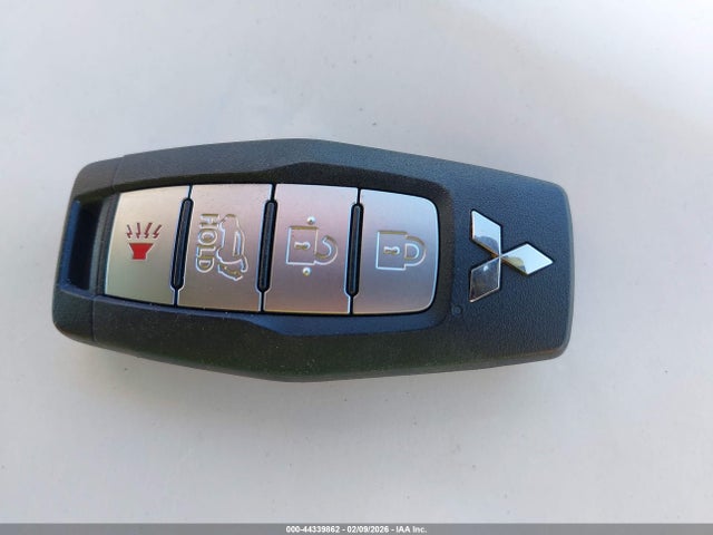 2025 MITSUBISHI OUTLANDER JA4J3VA88SZ024195 Photo 10