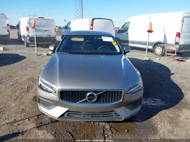 2019 Volvo S60 T5 Momentum მანქანა იყიდება აუქციონზე, vin: 7JR102FK3KG006444, აუქციონის ნომერი: 44339923