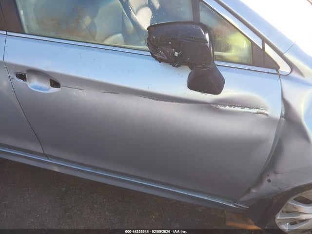 Продаж на аукціоні авто 2016 Subaru Legacy 2.5i Premium, vin: 4S3BNBH69G3054131, номер лоту: 44339948