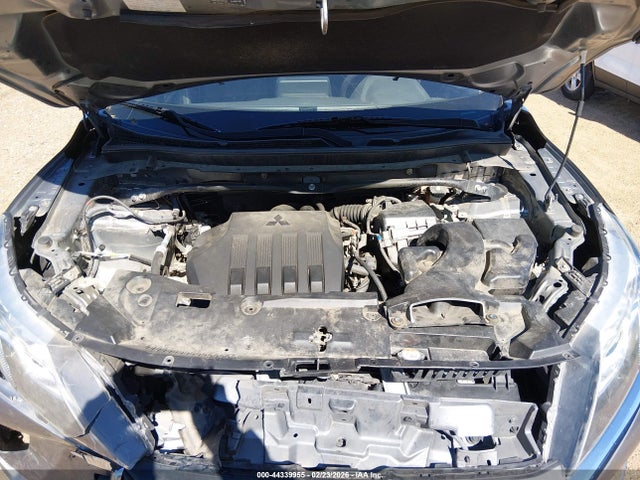 2019 MITSUBISHI ECLIPSE CROSS JA4AT4AA5KZ049276 Photo 9