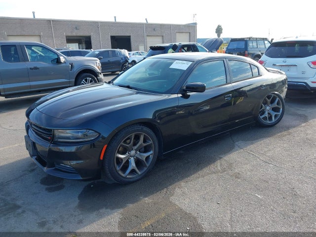 2C3CDXHG3FH896881 Dodge Charger Sxt