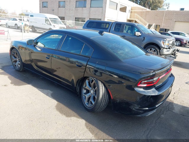 2C3CDXHG3FH896881 Dodge Charger Sxt