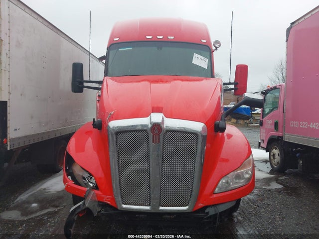 44339994 :رقم المزاد ، 1XKYDP9X2NJ148754 vin ، 2022 Kenworth T680 مزاد بيع
