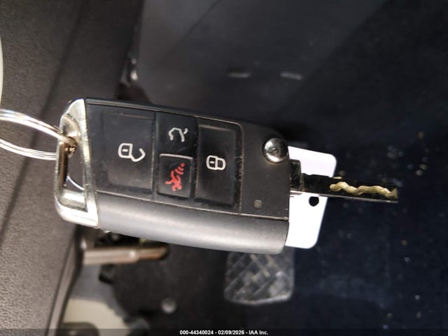 2018 Volkswagen Tiguan 2.0t Se/2.0t Sel მანქანა იყიდება აუქციონზე, vin: 3VV2B7AX3JM171445, აუქციონის ნომერი: 44340024