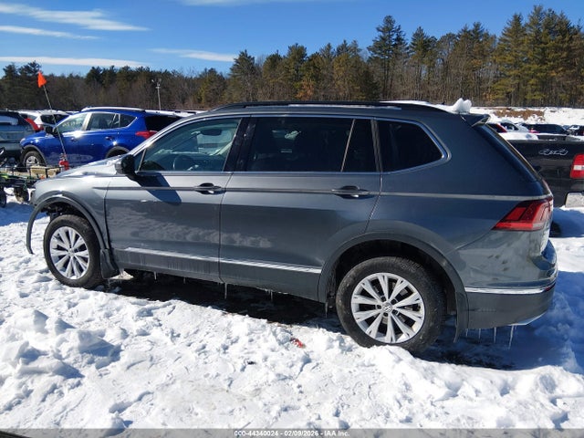 2018 Volkswagen Tiguan 2.0t Se/2.0t Sel მანქანა იყიდება აუქციონზე, vin: 3VV2B7AX3JM171445, აუქციონის ნომერი: 44340024