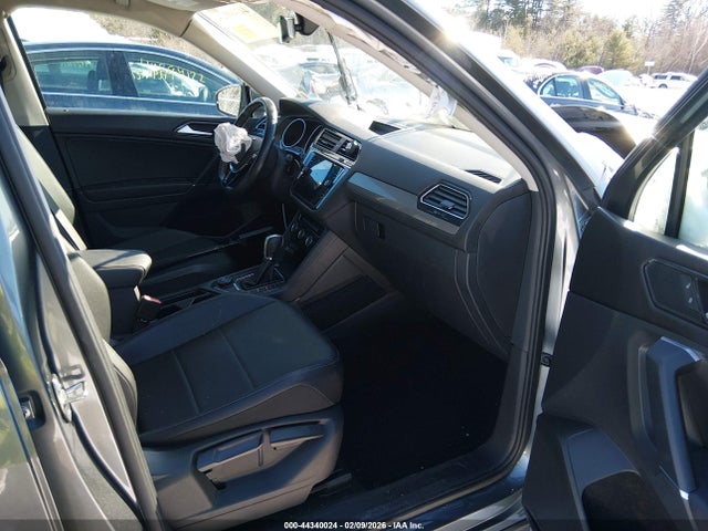 2018 Volkswagen Tiguan 2.0t Se/2.0t Sel მანქანა იყიდება აუქციონზე, vin: 3VV2B7AX3JM171445, აუქციონის ნომერი: 44340024