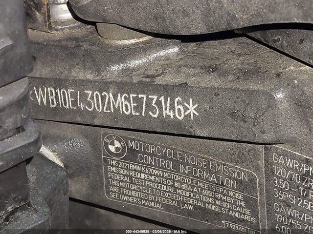 2021 BMW S 1000 WB10E4302M6E73146 Photo 9