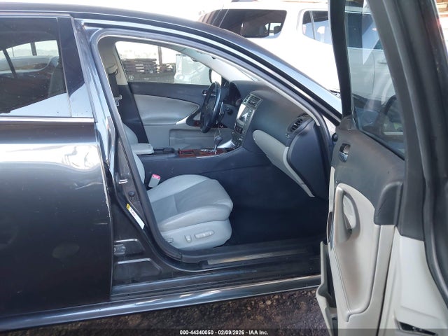 44340050 :رقم المزاد ، JTHBE262585020708 vin ، 2008 Lexus Is 350 مزاد بيع