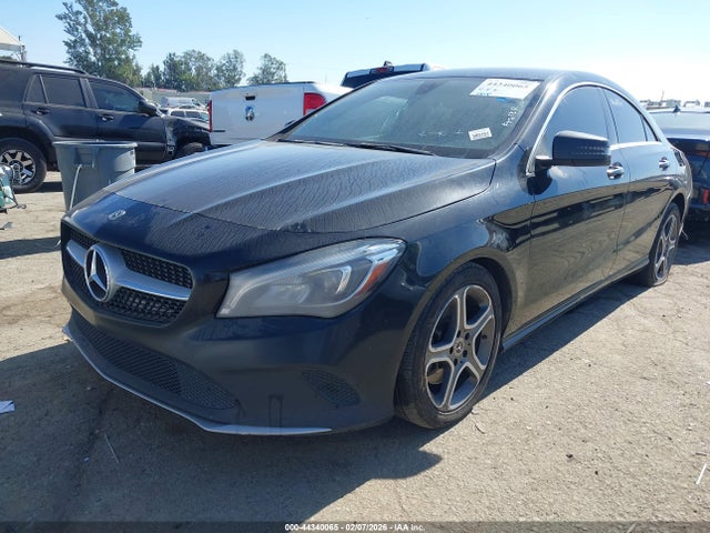 Mercedes-Benz CLA 250 2018 WDDSJ4EB2JN598626 Image 2