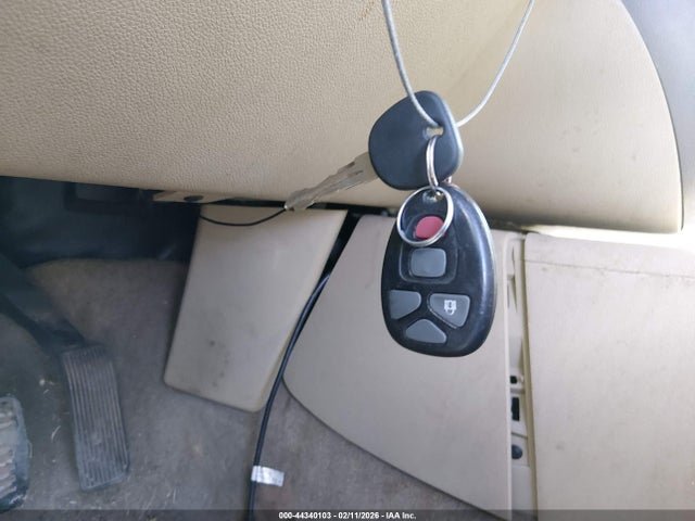 2011 Chevrolet Tahoe Lt მანქანა იყიდება აუქციონზე, vin: 1GNSCBE01BR120268, აუქციონის ნომერი: 44340103