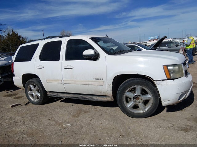 2011 Chevrolet Tahoe Lt მანქანა იყიდება აუქციონზე, vin: 1GNSCBE01BR120268, აუქციონის ნომერი: 44340103