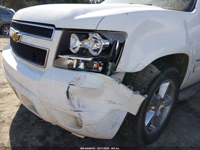 2011 Chevrolet Tahoe Lt მანქანა იყიდება აუქციონზე, vin: 1GNSCBE01BR120268, აუქციონის ნომერი: 44340103