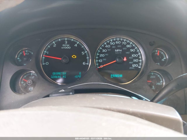 2011 Chevrolet Tahoe Lt მანქანა იყიდება აუქციონზე, vin: 1GNSCBE01BR120268, აუქციონის ნომერი: 44340103