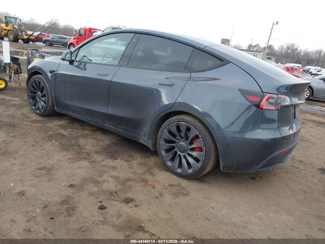2020 TESLA MODEL Y 5YJYGDEF4LF043295 Photo 2