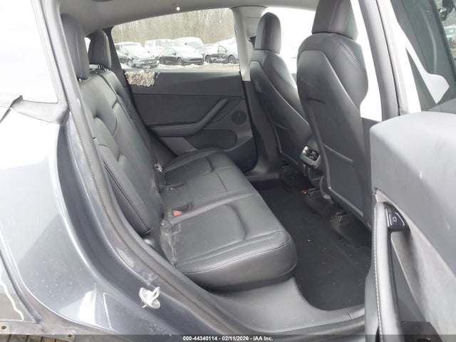 2020 TESLA MODEL Y 5YJYGDEF4LF043295 Photo 7