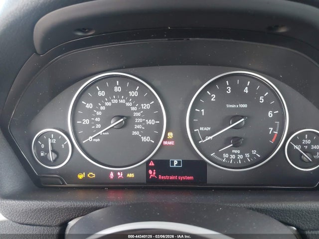 WBA8E1G34HNU17529 BMW 320i