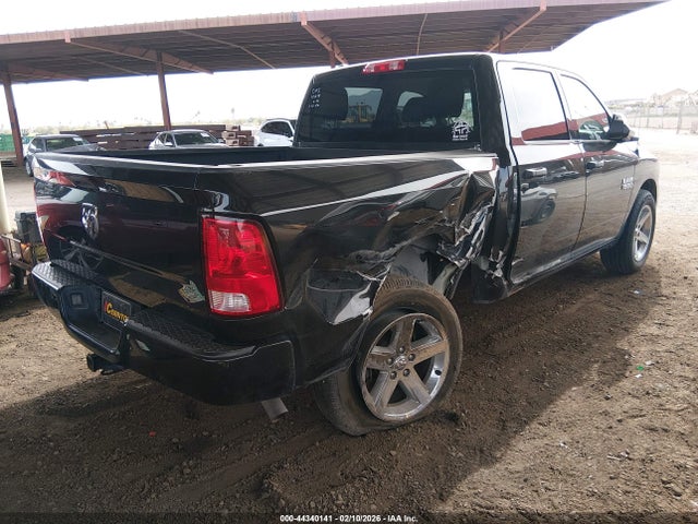 1C6RR6KG6HS662540 RAM 1500 Express 4x2 5&#039;7 Box