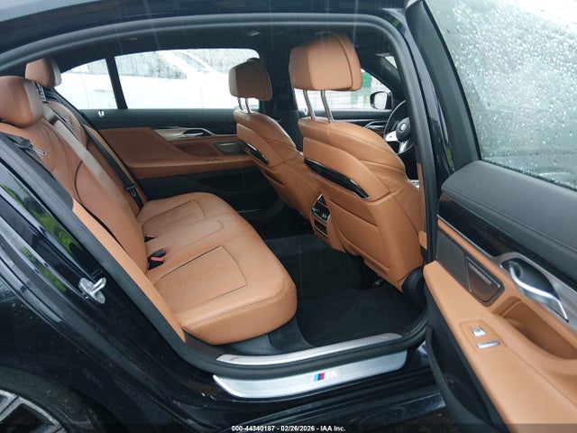 2022 BMW 750 WBA7U2C02NCG96327 Photo 7