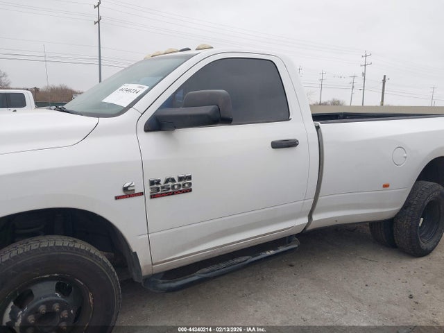 44340214 :رقم المزاد ، 3C63RPAL8DG571314 vin ، 2013 Ram 3500 Tradesman مزاد بيع