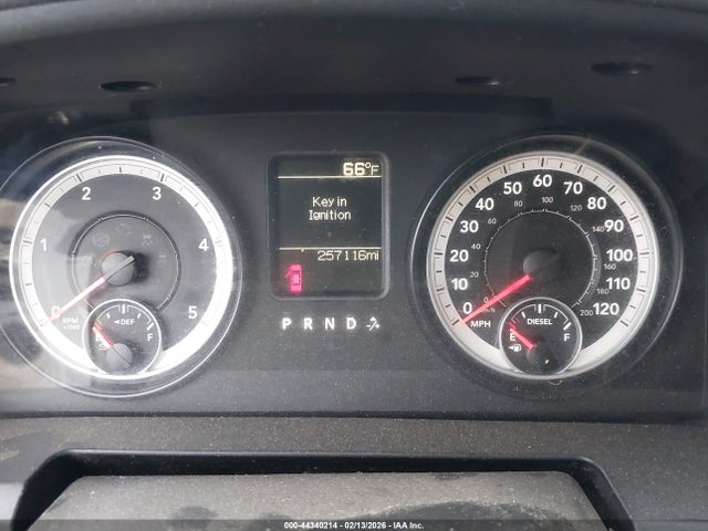 44340214 :رقم المزاد ، 3C63RPAL8DG571314 vin ، 2013 Ram 3500 Tradesman مزاد بيع