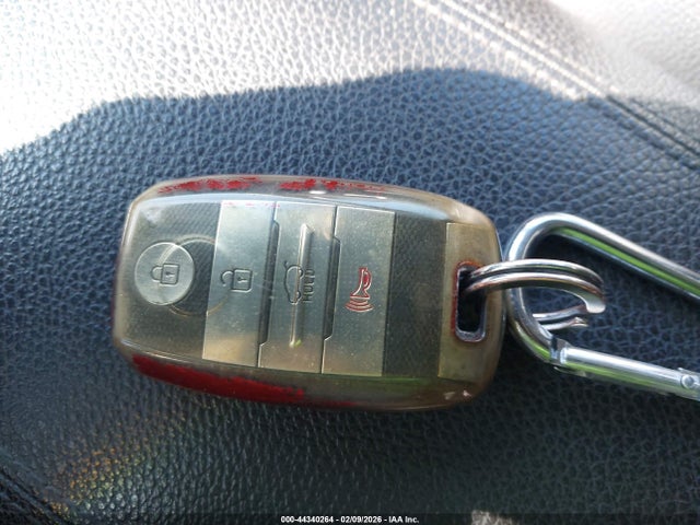 44340264 :رقم المزاد ، 5XYKUDA72FG596571 vin ، 2015 Kia Sorento Ex V6 مزاد بيع