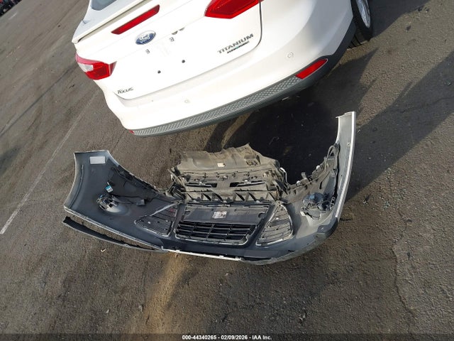 1FADP3J27EL168471 Ford Focus Titanium