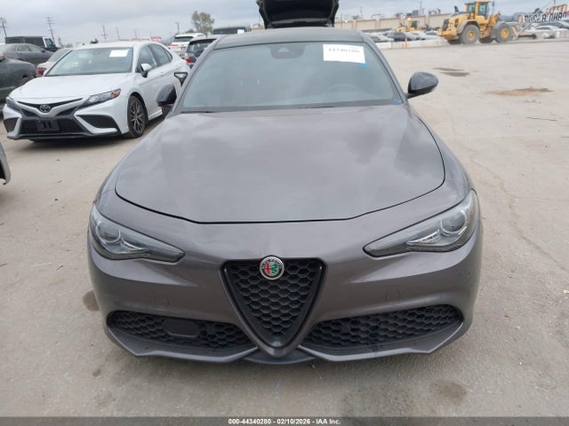 ZARFAMBN8L7638232 Alfa Romeo Giulia Ti Sport Rwd