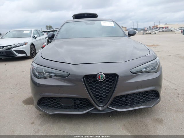 ZARFAMBN8L7638232 Alfa Romeo Giulia Ti Sport Rwd