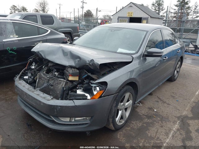 Aukcja sprzedaży 2015 Volkswagen Passat 1.8t Limited Edition, vin: 1VWAS7A31FC119213, numer aukcji: 44340298