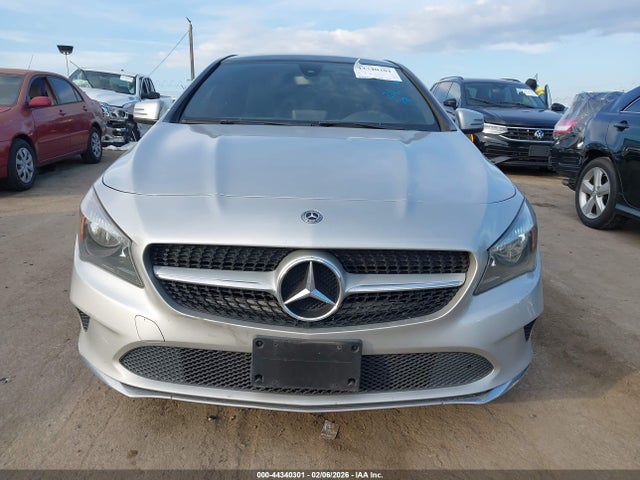 2018 Mercedes-benz Cla 250 მანქანა იყიდება აუქციონზე, vin: WDDSJ4EB9JN521719, აუქციონის ნომერი: 44340301