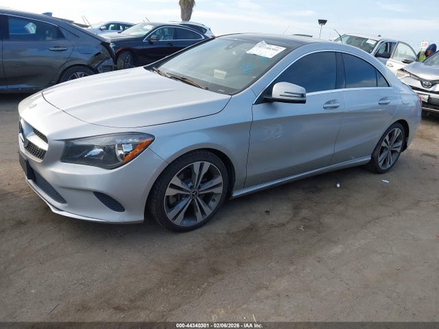 2018 Mercedes-benz Cla 250 მანქანა იყიდება აუქციონზე, vin: WDDSJ4EB9JN521719, აუქციონის ნომერი: 44340301