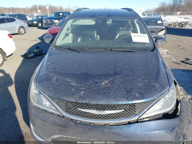 Aukcja sprzedaży 2017 Chrysler Pacifica Touring-l, vin: 2C4RC1BG5HR571841, numer aukcji: 44340321