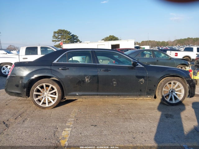 Продажа на аукционе авто 2013 Chrysler 300 Motown, vin: 2C3CCAAG4DH574984, номер лота: 44340332