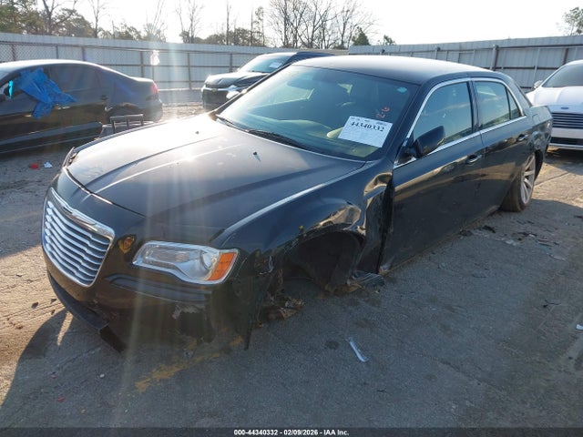Продажа на аукционе авто 2013 Chrysler 300 Motown, vin: 2C3CCAAG4DH574984, номер лота: 44340332