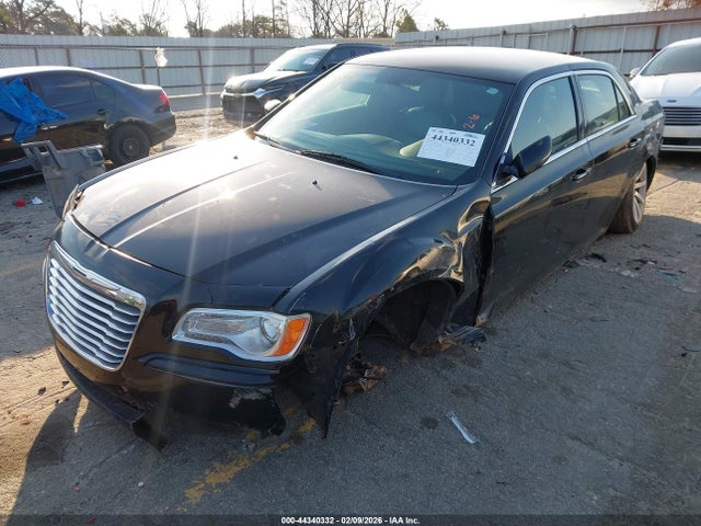 Продажа на аукционе авто 2013 Chrysler 300 Motown, vin: 2C3CCAAG4DH574984, номер лота: 44340332