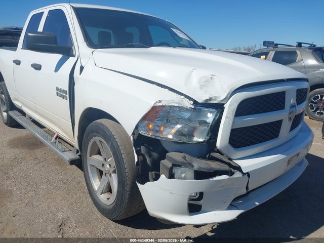 Продаж на аукціоні авто 2018 Ram 1500 Express  4x2 6'4 Box, vin: 1C6RR6FG3JS211694, номер лоту: 44340346
