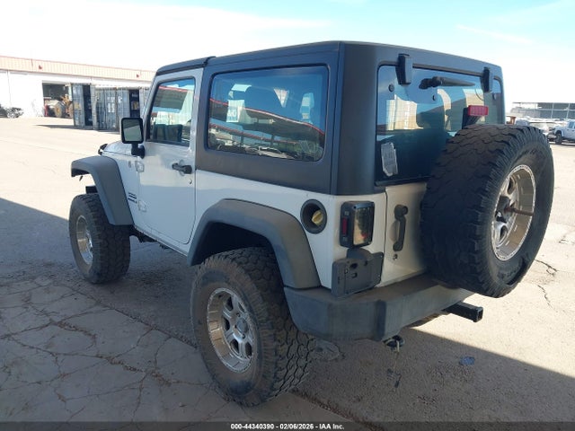 2015 JEEP WRANGLER 1C4AJWAG0FL530864 Photo 2