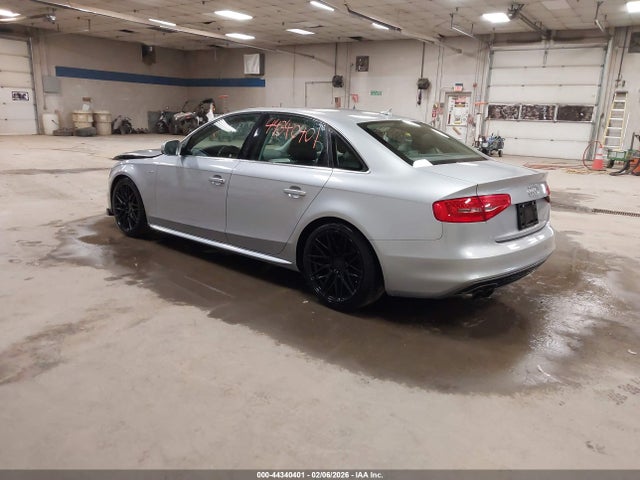 2015 AUDI A4 WAUBFAFL9FN008489 Photo 2