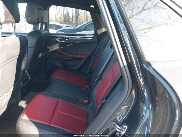 WP1AA2A59RLB11342 Porsche Macan T
