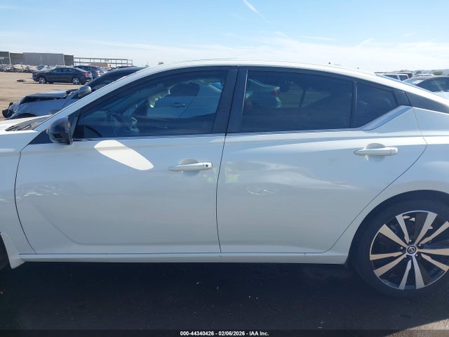 1N4BL4CV4LN318067 Nissan Altima Sr Fwd