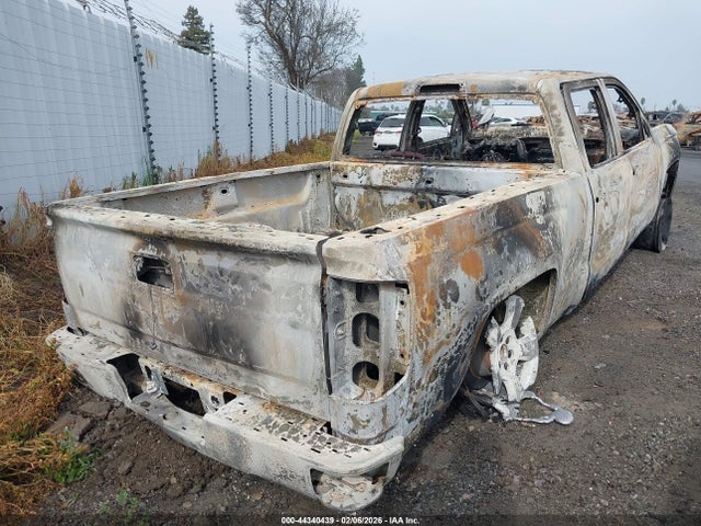 3GCUKREC1GG146125 Chevrolet Silverado 1500 2lt