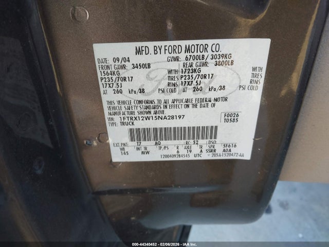 2005 FORD F-150 1FTRX12W15NA28197 Photo 8